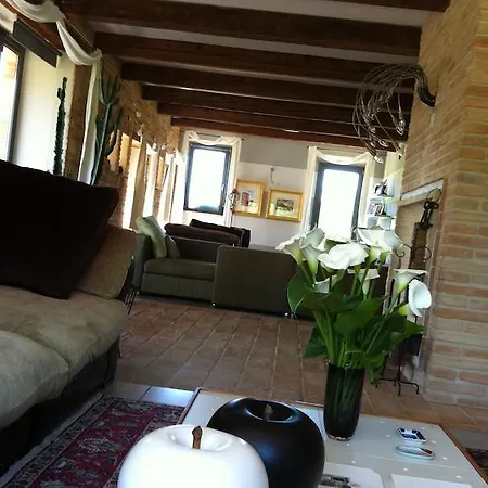 Bed & Breakfast La Commenda (adults Only) *